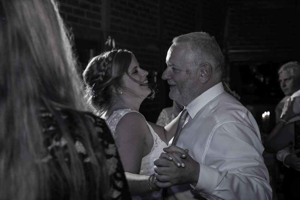 Braut Brautvater Tanz Hochzeit Fotografie